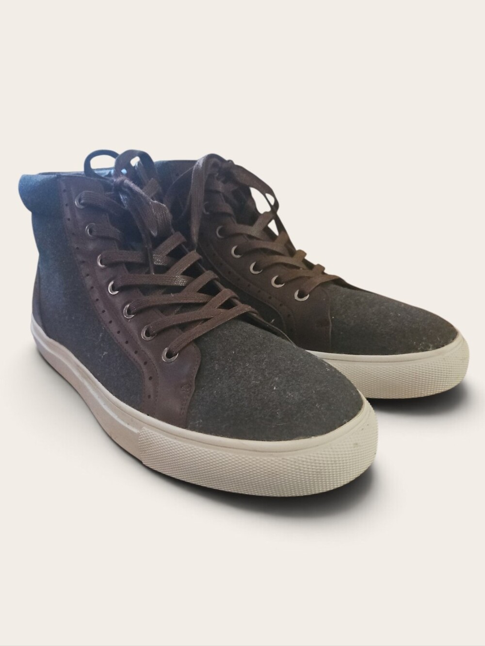 Men's High-Top Casual Sneakers in Dark Gray and Brown